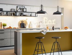 cuisine jaune olive avec îlot central - Cuisines références