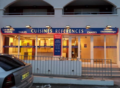 façade magasin Cuisines References Frontignan