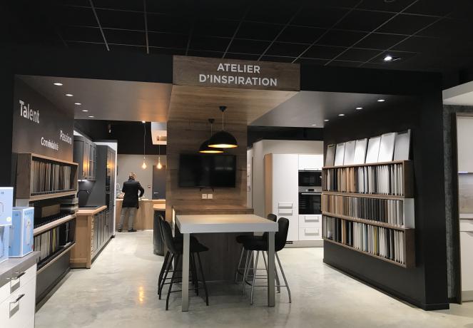 Cuisines Références REIMS ORMES vous attend pour réaliser la cuisine aménagée sur mesure qui vous ressemble !