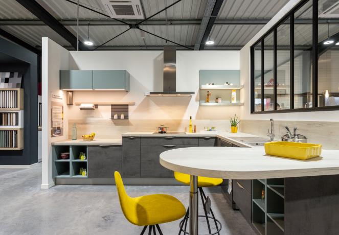 Cuisines Références BEAUPREAU vous attend pour réaliser la cuisine aménagée sur mesure qui vous ressemble !