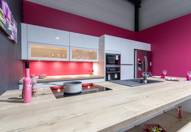 Cuisines Références BEAUPREAU vous attend pour réaliser la cuisine aménagée sur mesure qui vous ressemble !