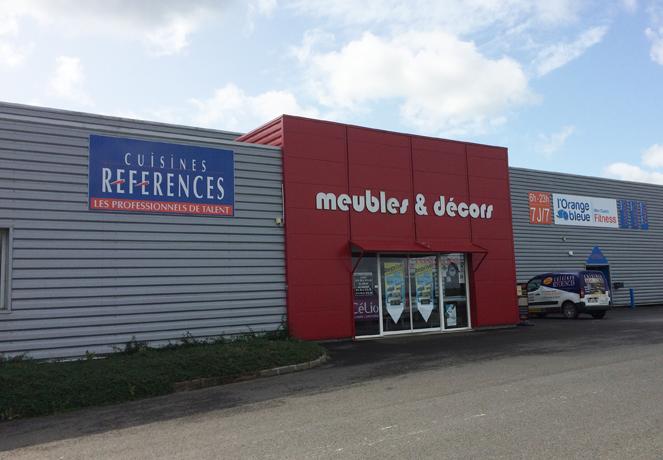 Cuisines Références ST-HILAIRE DU HARCOUET vous attend pour réaliser la cuisine aménagée sur mesure qui vous ressemble !