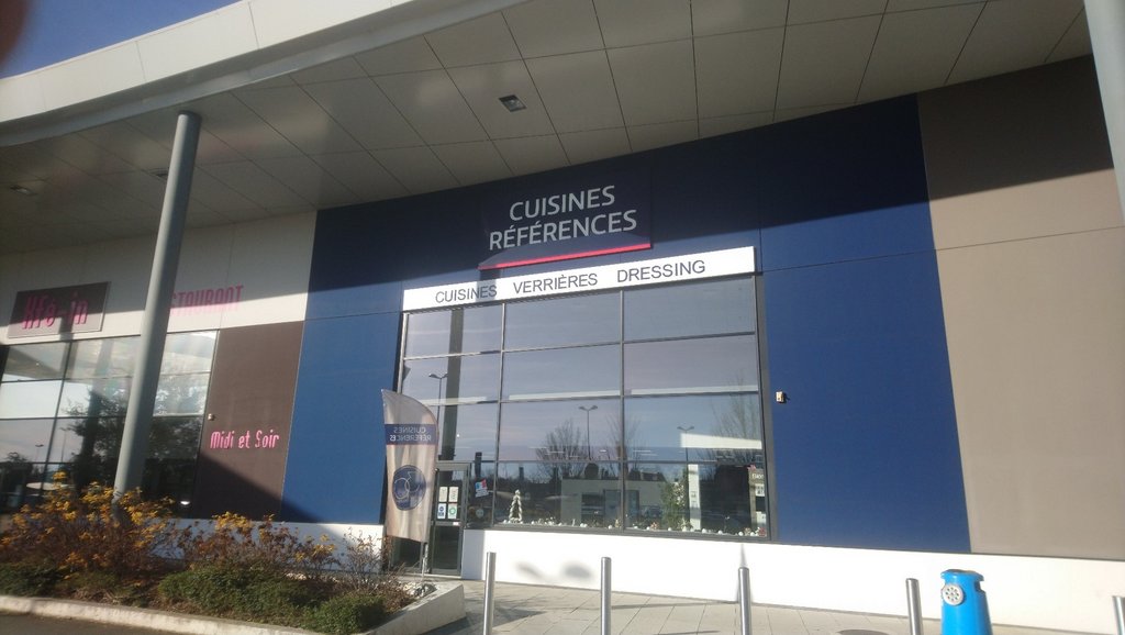 Cuisines Références LE PLESSIS-BELLEVILLE vous attend pour réaliser la cuisine aménagée sur mesure qui vous ressemble !