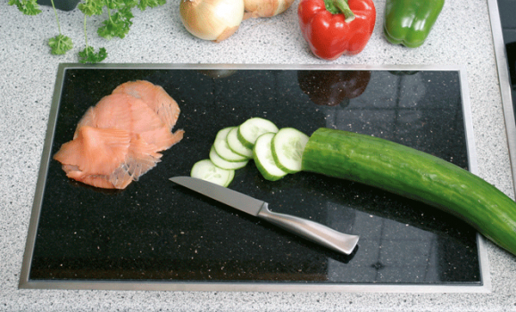 plan de travail cuisine avec couteau 